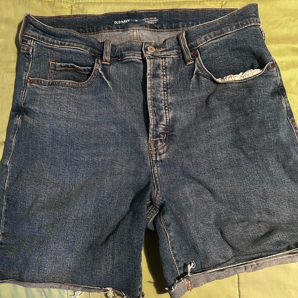Old Navy Women’s Blue Denim Shorts